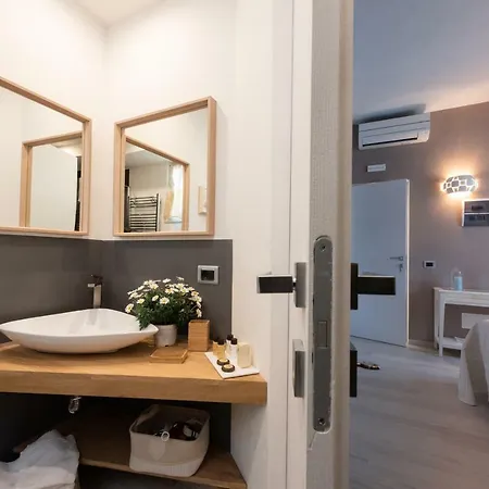 Relais Buonviaggio Affittacamere La Spezia